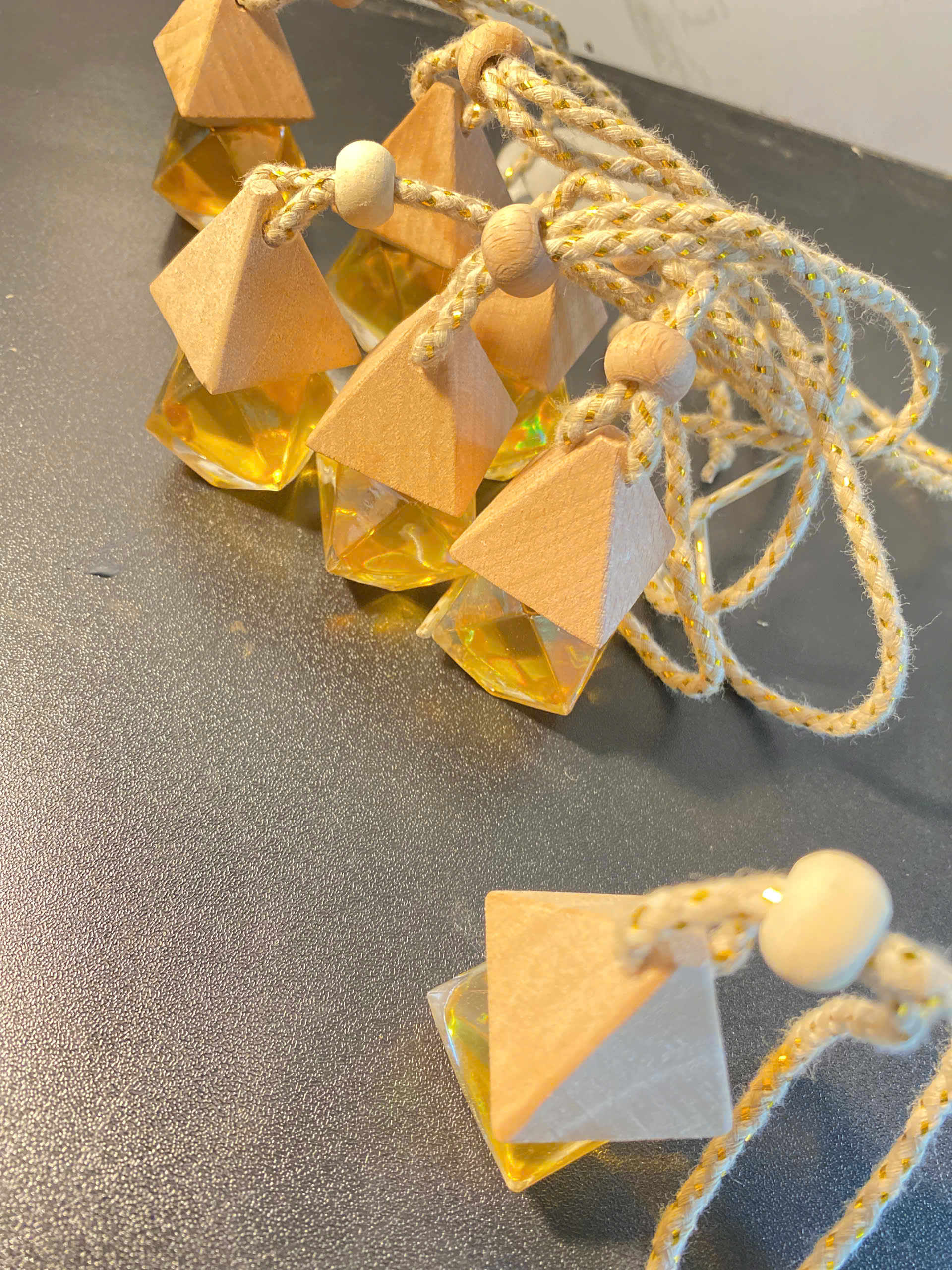 tinh dầu treo xe, tinh dầu quế nguyên chất, tinh dầu hữu cơ tinh dầu treo xe ô tô - Ảnh 3