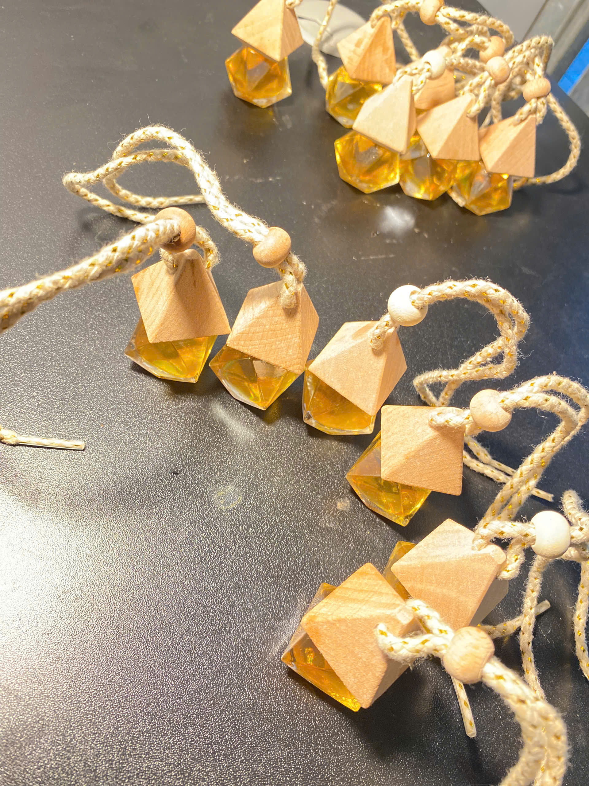 tinh dầu treo xe, tinh dầu quế nguyên chất, tinh dầu hữu cơ tinh dầu treo xe ô tô - Ảnh 4